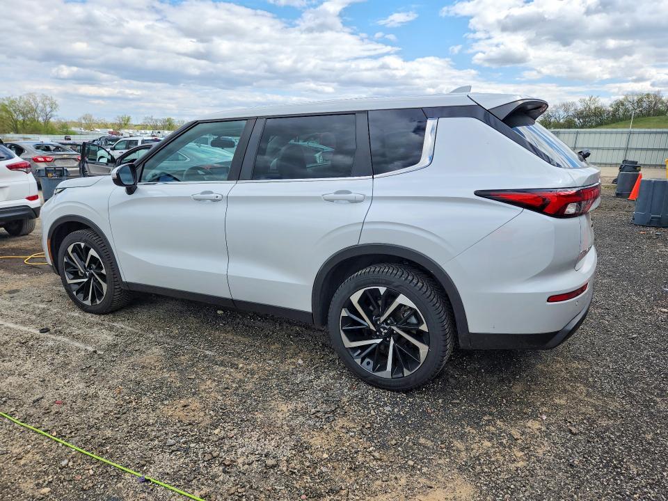 2022 Mitsubishi Outlander მანქანა იყიდება აუქციონზე, vin: JA4J4TA82NZ041595, აუქციონის ნომერი: 51846936