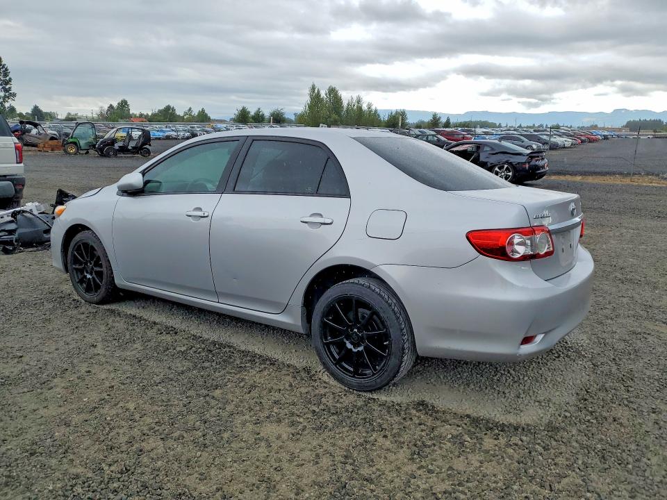 55430396 :رقم المزاد ، 2T1BU4EE4BC638253 vin ، 2011 Toyota Corolla مزاد بيع