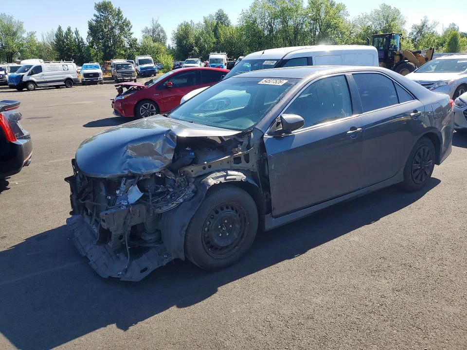 54527526 :رقم المزاد ، 4T1BF1FK4DU283101 vin ، 2013 Toyota Camry مزاد بيع