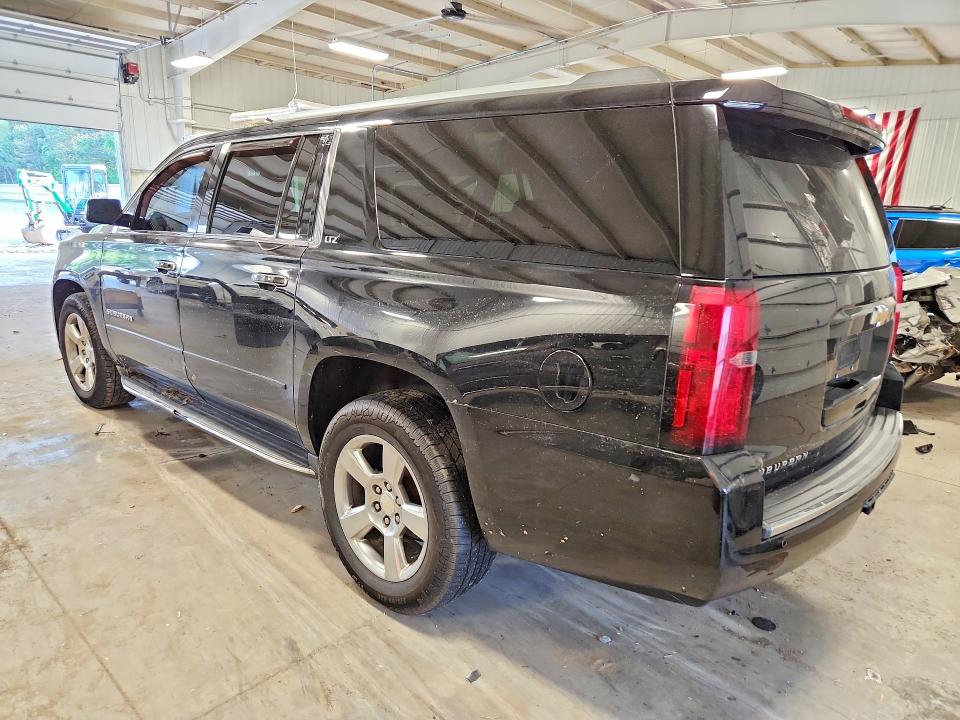 Продажа на аукционе авто 2015 Chevrolet Suburban, vin: 1GNSKKKC3FR738697, номер лота: 55096256