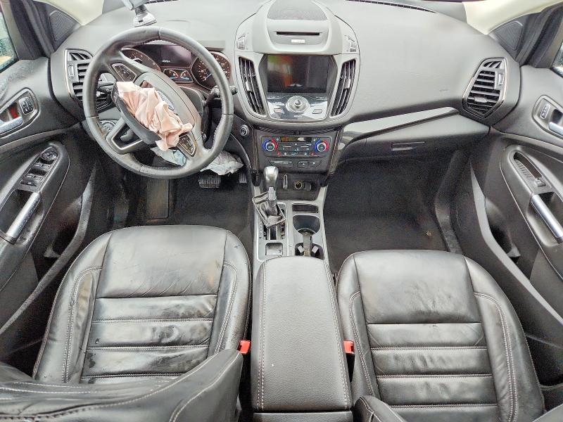 53720796 :رقم المزاد ، 1FMCU9J92HUE82960 vin ، 2017 Ford Escape مزاد بيع