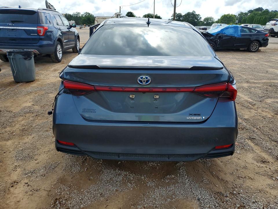 54584026 :رقم المزاد ، 4T1EA1AB8MU007149 vin ، 2021 Toyota Avalon مزاد بيع