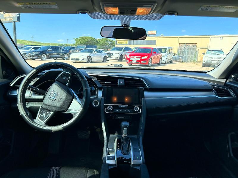 55102576 :رقم المزاد ، 19XFC2F7XJE031850 vin ، 2018 Honda Civic مزاد بيع