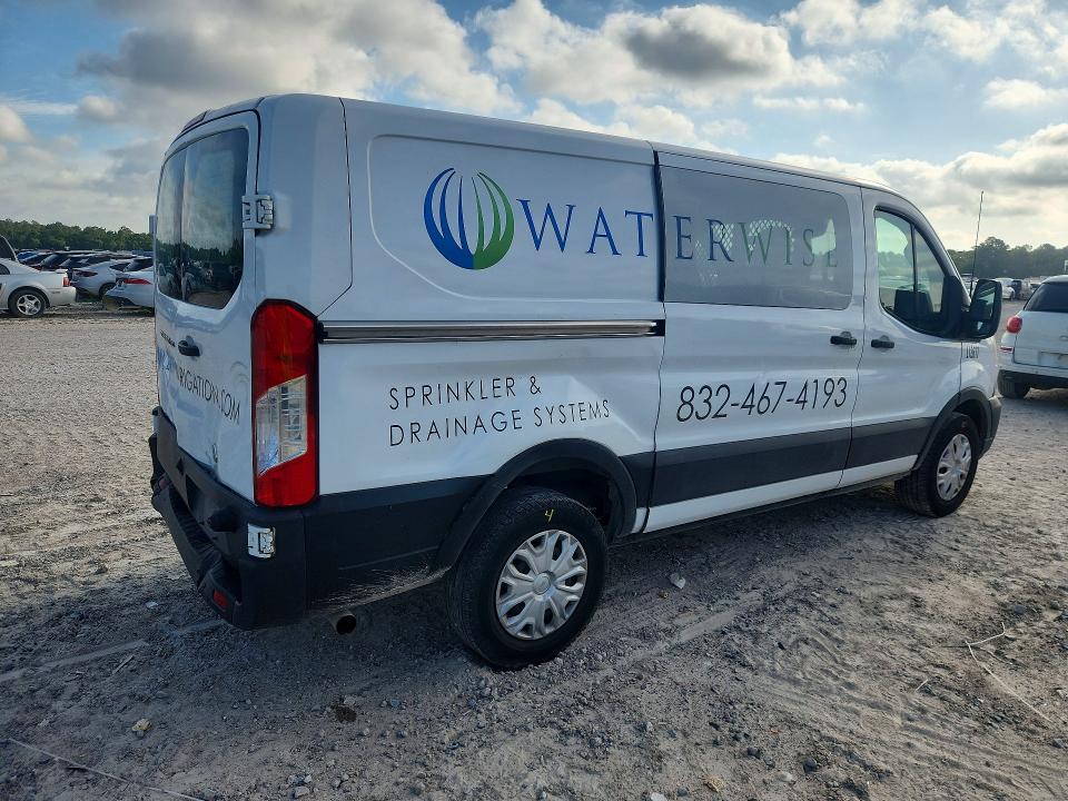 2022 Ford Transit მანქანა იყიდება აუქციონზე, vin: 1FTBR1Y88NKA27893, აუქციონის ნომერი: 52969696