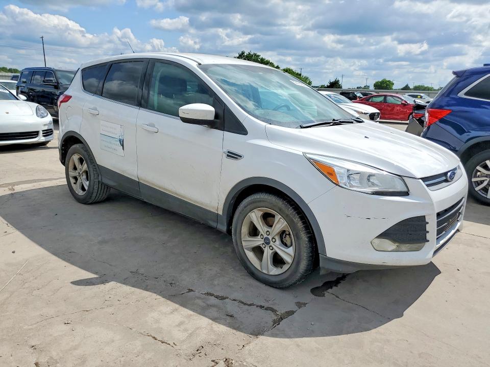 Продажа на аукционе авто 2015 Ford Escape, vin: 1FMCU0G7XFUA54262, номер лота: 53121576