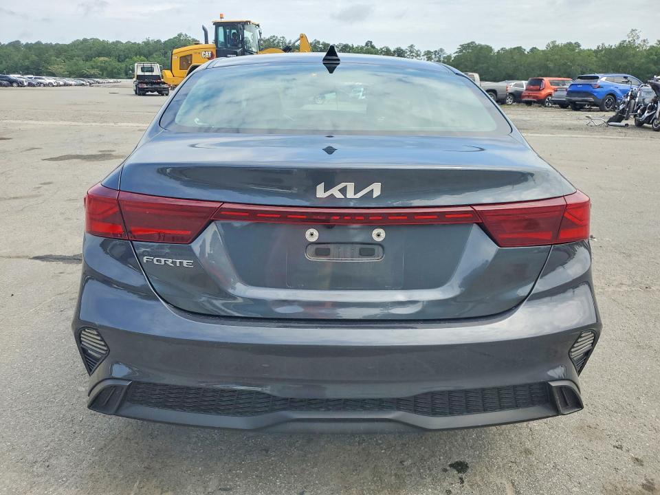 55109446 :رقم المزاد ، 3KPF24AD7RE709915 vin ، 2024 Kia Forte مزاد بيع