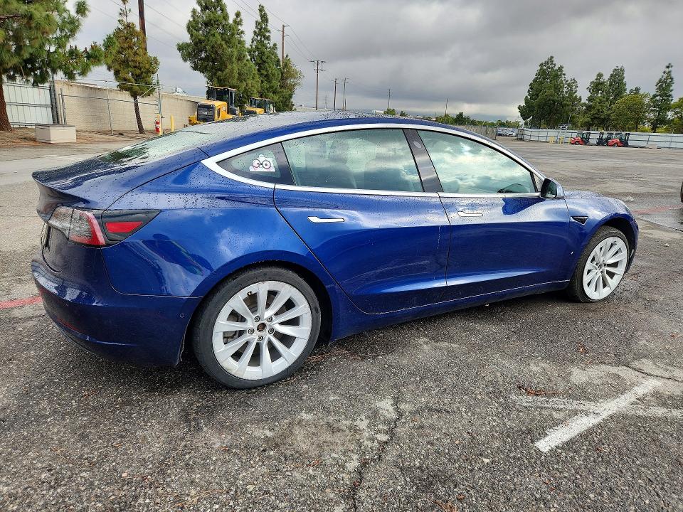 Продаж на аукціоні авто 2019 Tesla Model 3, vin: 5YJ3E1EA8KF400995, номер лоту: 51534356