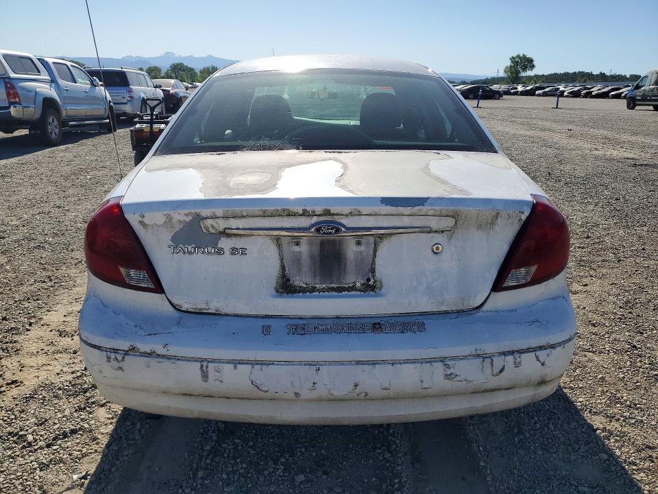 53066286 :رقم المزاد ، 1FAFP55S1YG177095 vin ، 2000 Ford Taurus مزاد بيع