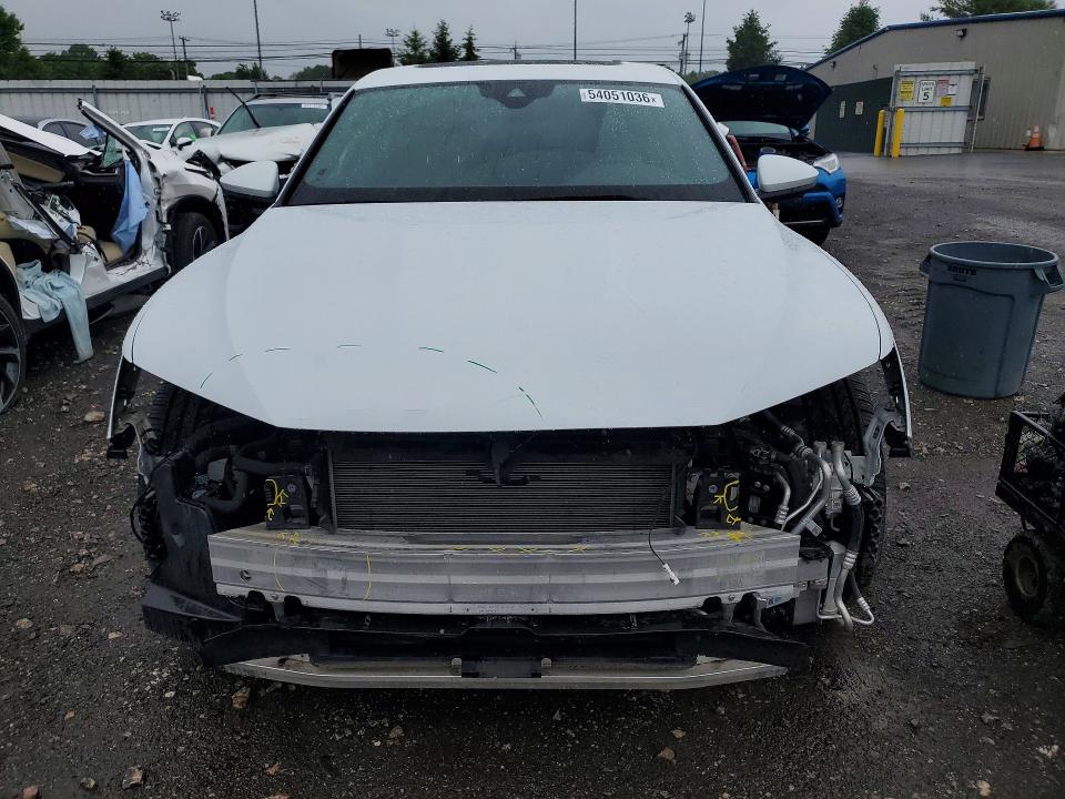Продажа на аукционе авто 2021 Audi E-tron, vin: WA12AAGE7MB012261, номер лота: 54051036