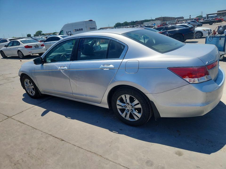 53337696 :رقم المزاد ، 1HGCP2F66BA061724 vin ، 2011 Honda Accord مزاد بيع