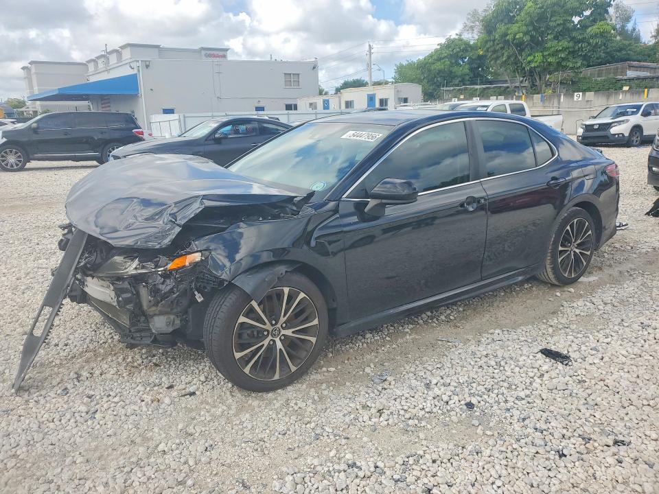 2019 Toyota Camry მანქანა იყიდება აუქციონზე, vin: 4T1B11HK9KU224652, აუქციონის ნომერი: 54447956