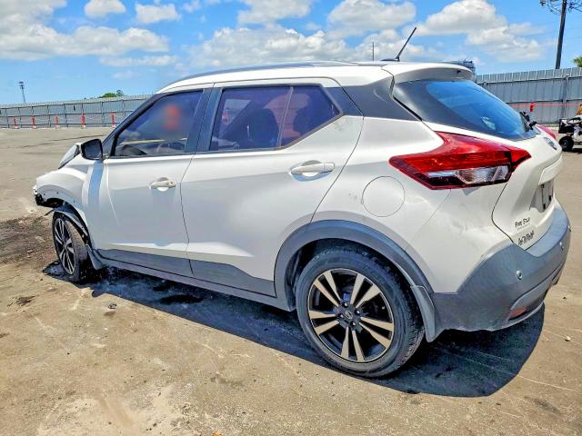 Продажа на аукционе авто 2020 Nissan Kicks, vin: 3N1CP5CV4LL559980, номер лота: 54155296
