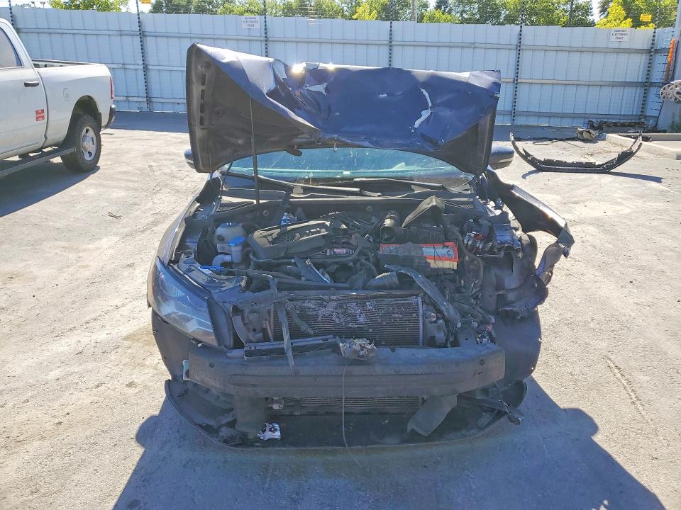 54164666 :رقم المزاد ، 1VWBT7A3XFC033979 vin ، 2015 Volkswagen Passat مزاد بيع