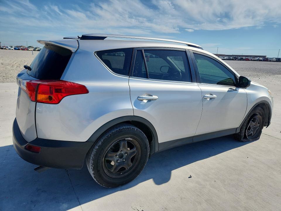 2015 Toyota Rav4 მანქანა იყიდება აუქციონზე, vin: JTMZFREV6FJ057742, აუქციონის ნომერი: 53810506