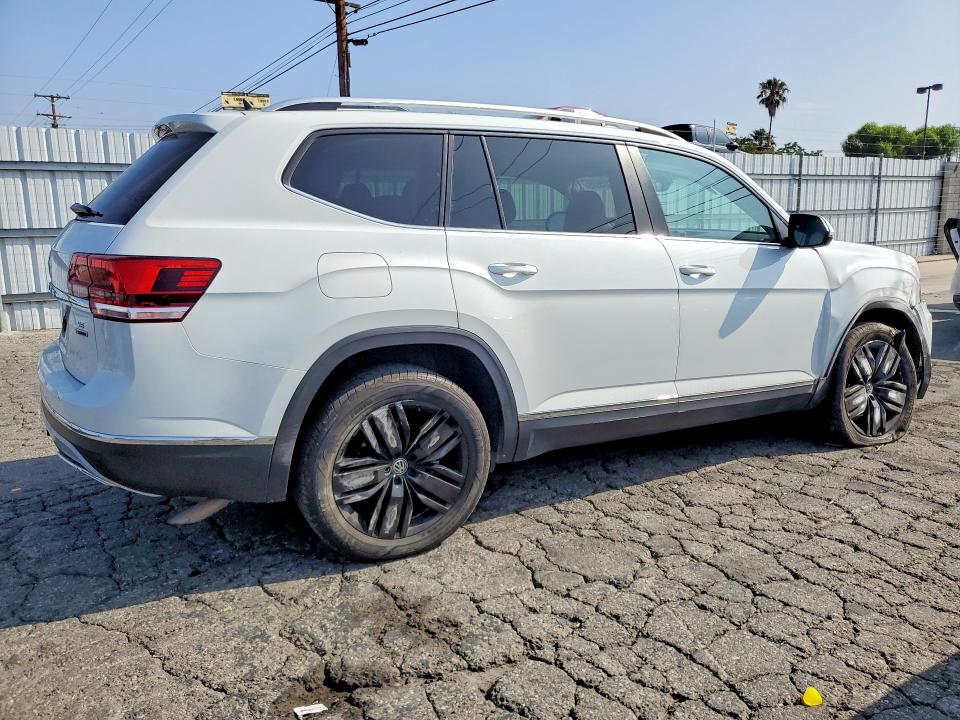 53215986 :رقم المزاد ، 1V2MR2CA0KC520142 vin ، 2019 Volkswagen Atlas مزاد بيع
