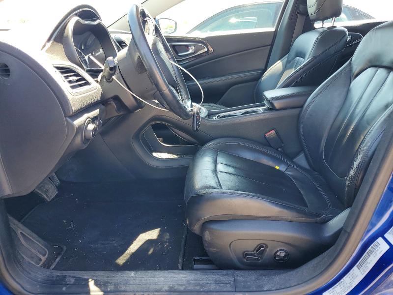 54689886 :رقم المزاد ، 1C3CCCCBXFN565925 vin ، 2015 Chrysler 200 مزاد بيع