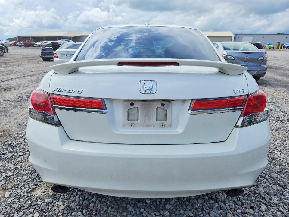 2011 Honda Accord მანქანა იყიდება აუქციონზე, vin: 1HGCP3F82BA031093, აუქციონის ნომერი: 54918526
