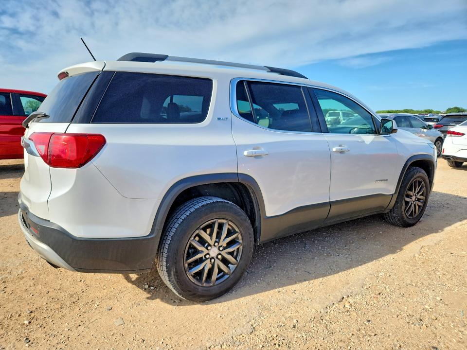55330516 :رقم المزاد ، 1GKKNMLA0HZ148599 vin ، 2017 Gmc Acadia مزاد بيع