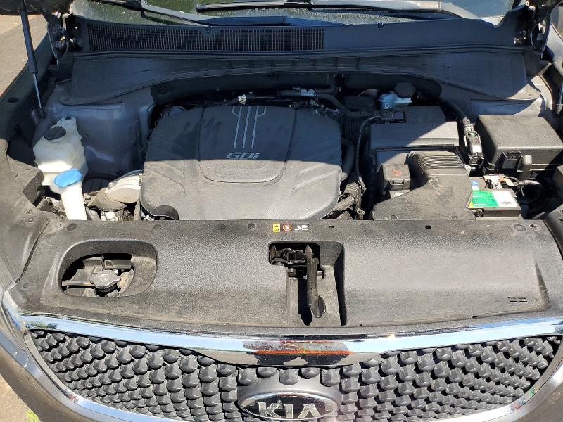 50951076 :رقم المزاد ، 5XYPGDA5XGG179986 vin ، 2016 Kia Sorento مزاد بيع