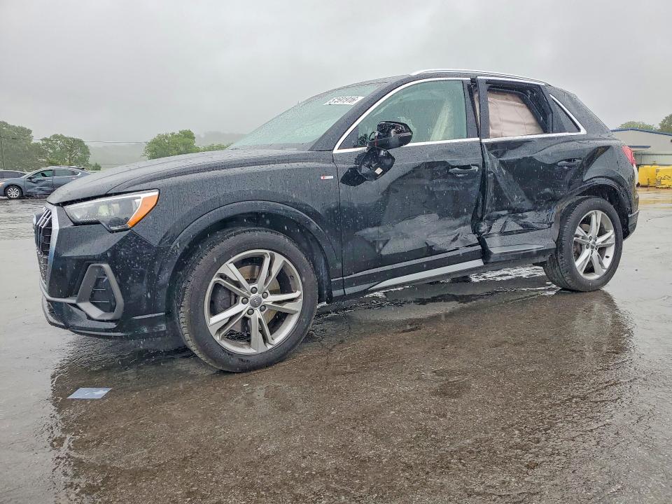 53383486 :رقم المزاد ، WA1DECF32L1117061 vin ، 2020 Audi Q3 مزاد بيع