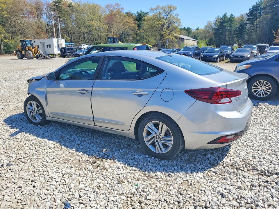 51992526 :رقم المزاد ، 5NPD84LFXLH623067 vin ، 2020 Hyundai Elantra مزاد بيع