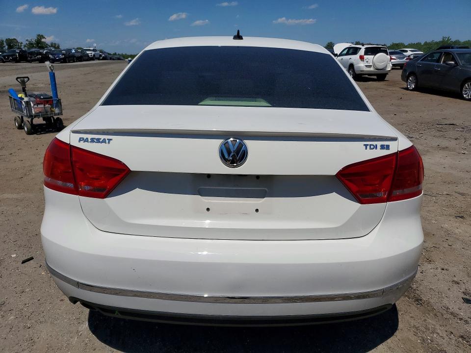 54065086 :رقم المزاد ، 1VWBN7A37EC100112 vin ، 2014 Volkswagen Passat مزاد بيع