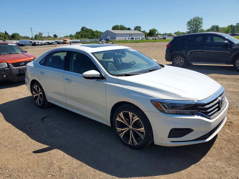 Продажа на аукционе авто 2022 Volkswagen Passat, vin: 1VWSA7A3XNC001554, номер лота: 54049296