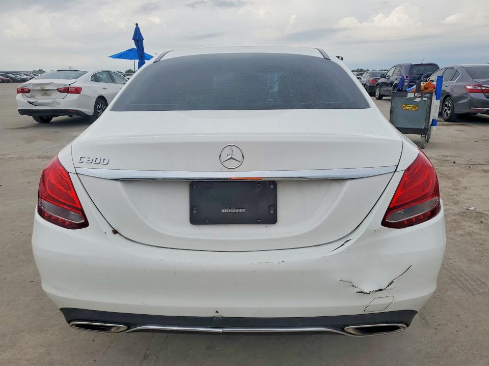 53967456 :رقم المزاد ، 55SWF4JB1JU264295 vin ، 2018 Mercedes-benz C مزاد بيع