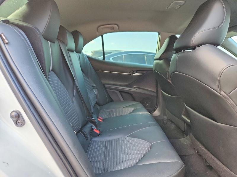 53234966 :رقم المزاد ، 4T1G11AK4MU477817 vin ، 2021 Toyota Camry مزاد بيع