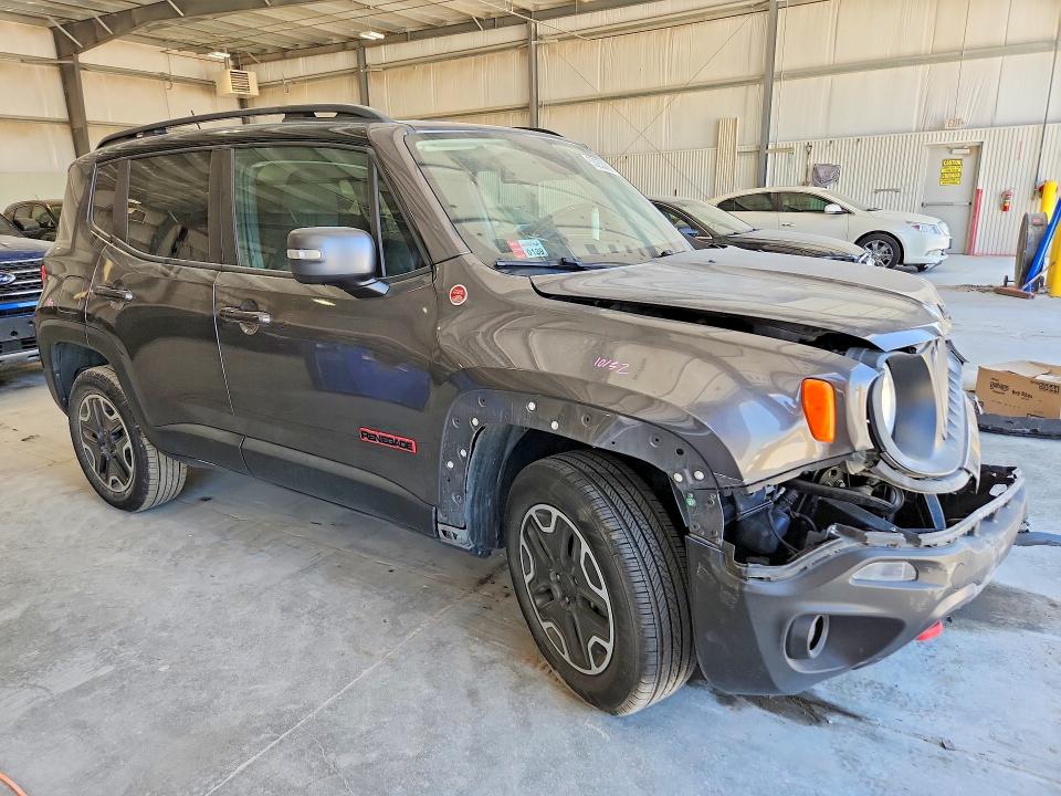 2017 Jeep Renegade მანქანა იყიდება აუქციონზე, vin: ZACCJBCB2HPG11284, აუქციონის ნომერი: 53250866
