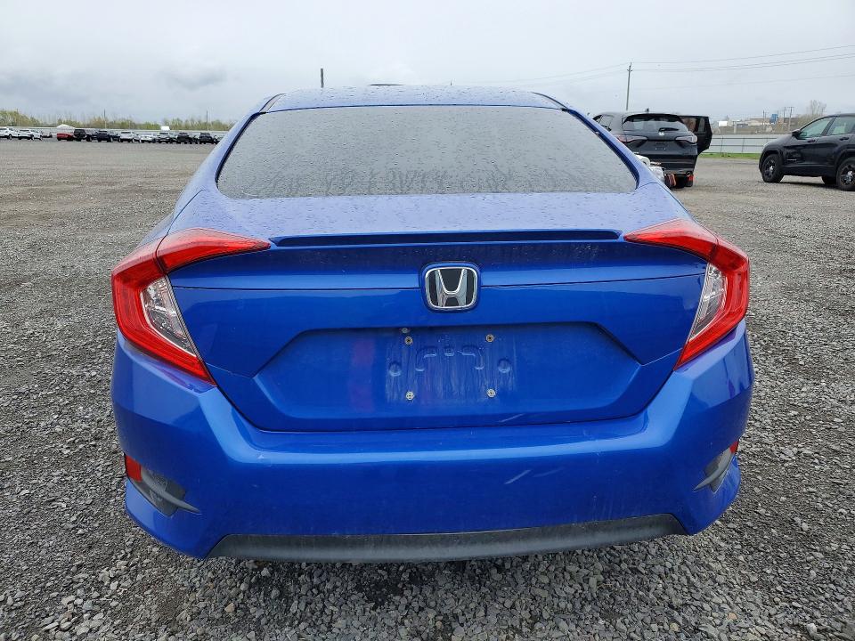 Продажа на аукционе авто 2018 Honda Civic, vin: 2HGFC2F60JH018375, номер лота: 52149536