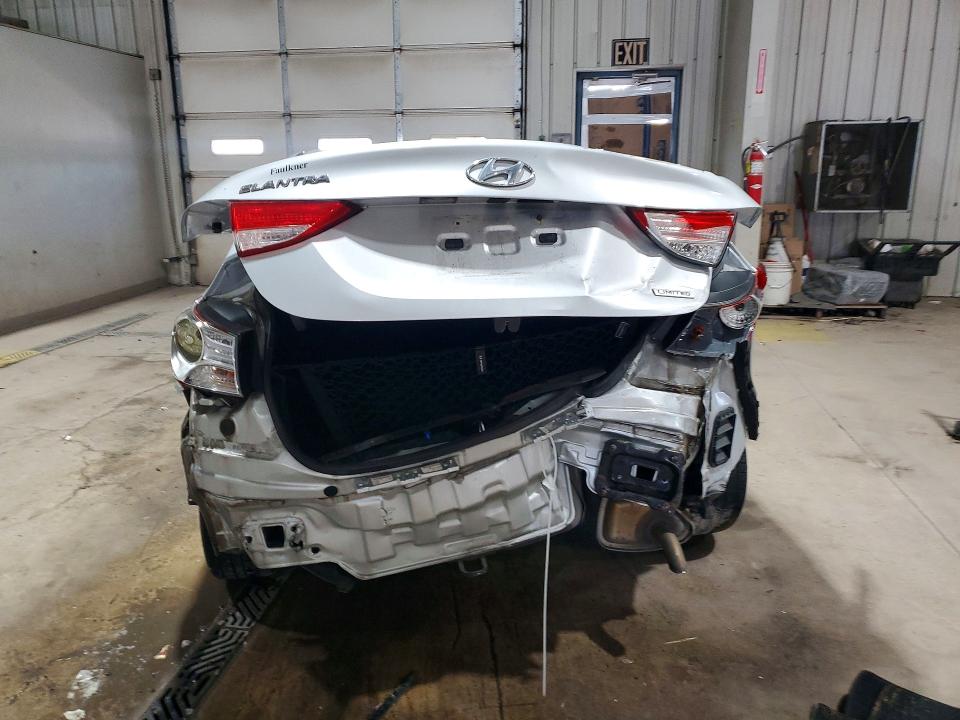 52882316 :رقم المزاد ، KMHDH4AE4DU846461 vin ، 2013 Hyundai Elantra مزاد بيع