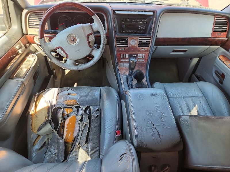 53556596 :رقم المزاد ، 5LMEU88H04ZJ43818 vin ، 2004 Lincoln Townhouse Aviator مزاد بيع