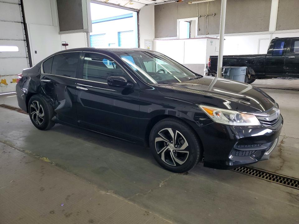 Продажа на аукционе авто 2017 Honda Accord, vin: 1HGCR2F44HA091757, номер лота: 53106496