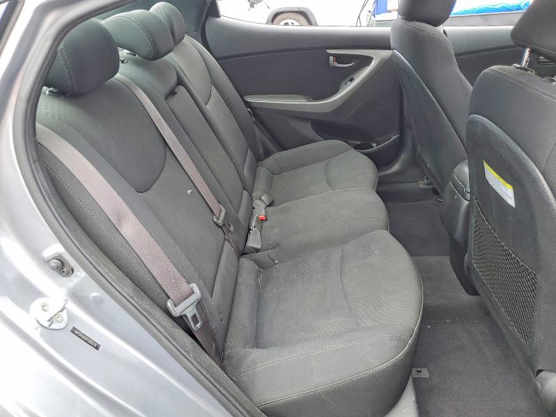 52332056 :رقم المزاد ، 5NPDH4AE6FH599378 vin ، 2015 Hyundai Elantra مزاد بيع