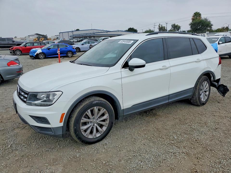 Продаж на аукціоні авто 2019 Volkswagen Tiguan, vin: 3VV2B7AXXKM043690, номер лоту: 53949586