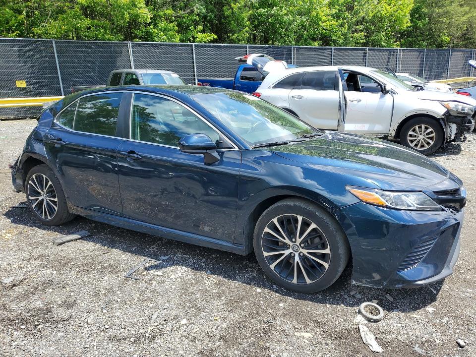 Продажа на аукционе авто 2018 Toyota Camry, vin: 4T1B11HK6JU598456, номер лота: 53040146