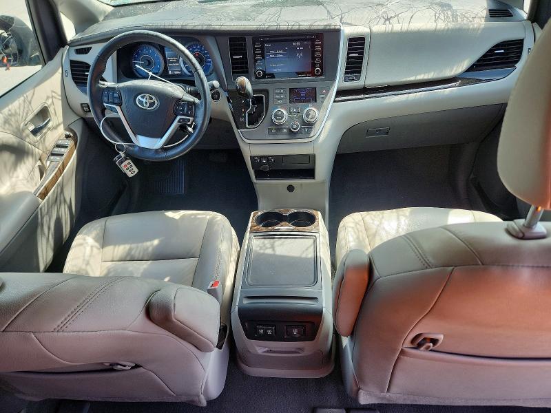 53048546 :رقم المزاد ، 5TDYZ3DC0LS075345 vin ، 2020 Toyota Sienna مزاد بيع