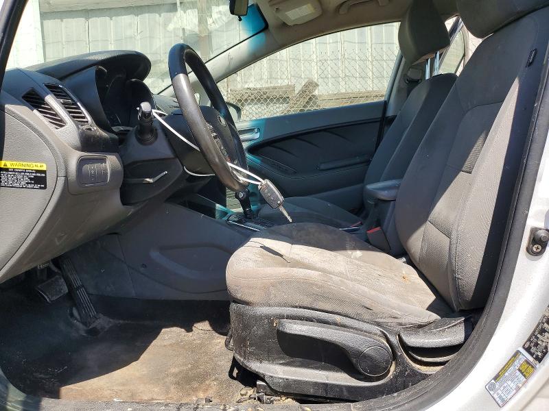 54775266 :رقم المزاد ، 3KPFK4A79JE282509 vin ، 2018 Kia Forte مزاد بيع