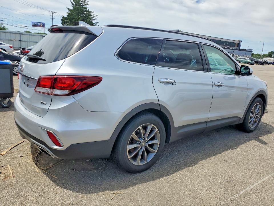 54798636 :رقم المزاد ، KM8SMDHF3HU170642 vin ، 2017 Hyundai Santa Fe مزاد بيع