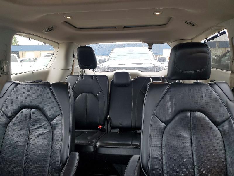 53579836 :رقم المزاد ، 2C4RC1GG1JR292255 vin ، 2018 Chrysler Pacifica مزاد بيع