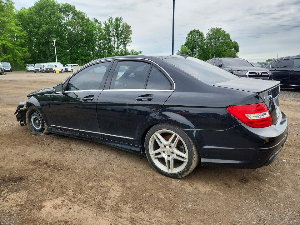 54626666 :رقم المزاد ، WDDGF8BB5CR192497 vin ، 2012 Mercedes-benz C مزاد بيع