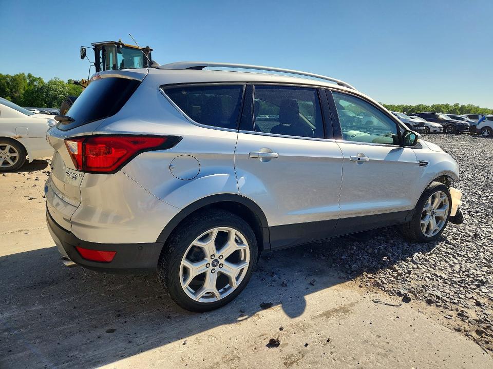 2019 Ford Escape მანქანა იყიდება აუქციონზე, vin: 1FMCU9J90KUC28977, აუქციონის ნომერი: 53409376