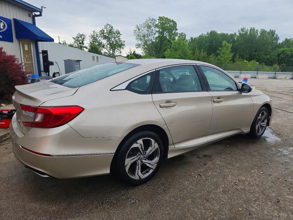 Продаж на аукціоні авто 2018 Honda Accord, vin: 1HGCV1F63JA130898, номер лоту: 52236816