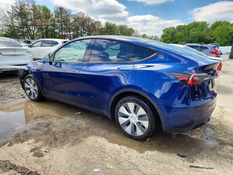 52920756 :رقم المزاد ، 5YJYGDEE3MF071128 vin ، 2021 Tesla Model Y مزاد بيع