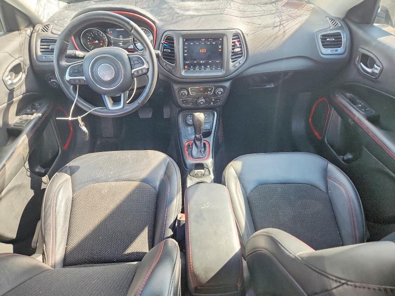 52746186 :رقم المزاد ، 3C4NJDDBXLT111992 vin ، 2020 Jeep Compass مزاد بيع