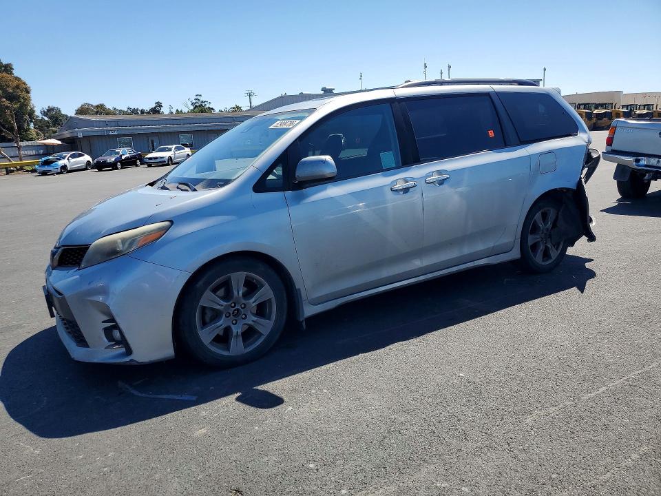 Продажа на аукционе авто 2019 Toyota Sienna, vin: 5TDXZ3DC6KS017427, номер лота: 52989786