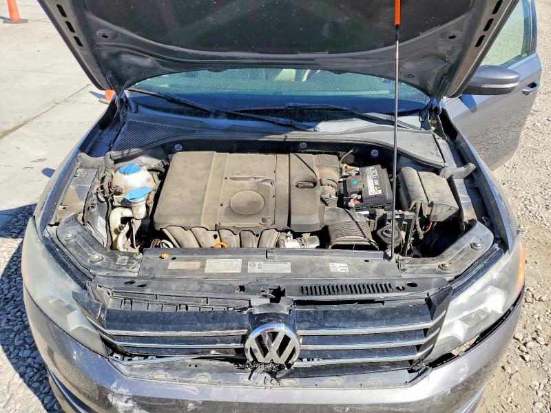 53976316 :رقم المزاد ، 1VWBP7A33DC014398 vin ، 2013 Volkswagen Passat مزاد بيع