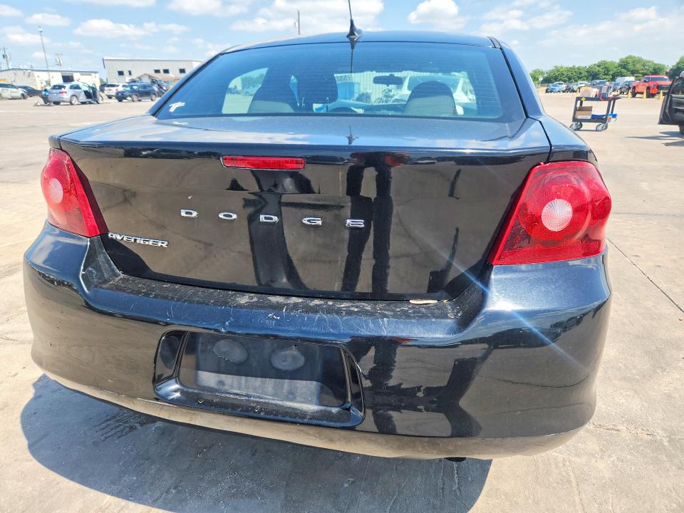 53226676 :رقم المزاد ، 1C3CDZAB1CN322700 vin ، 2012 Dodge Avenger مزاد بيع