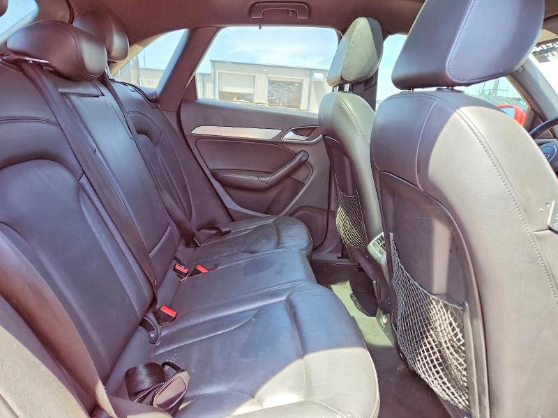 2018 Audi Q3 მანქანა იყიდება აუქციონზე, vin: WA1BCCFSXJR023688, აუქციონის ნომერი: 55167316